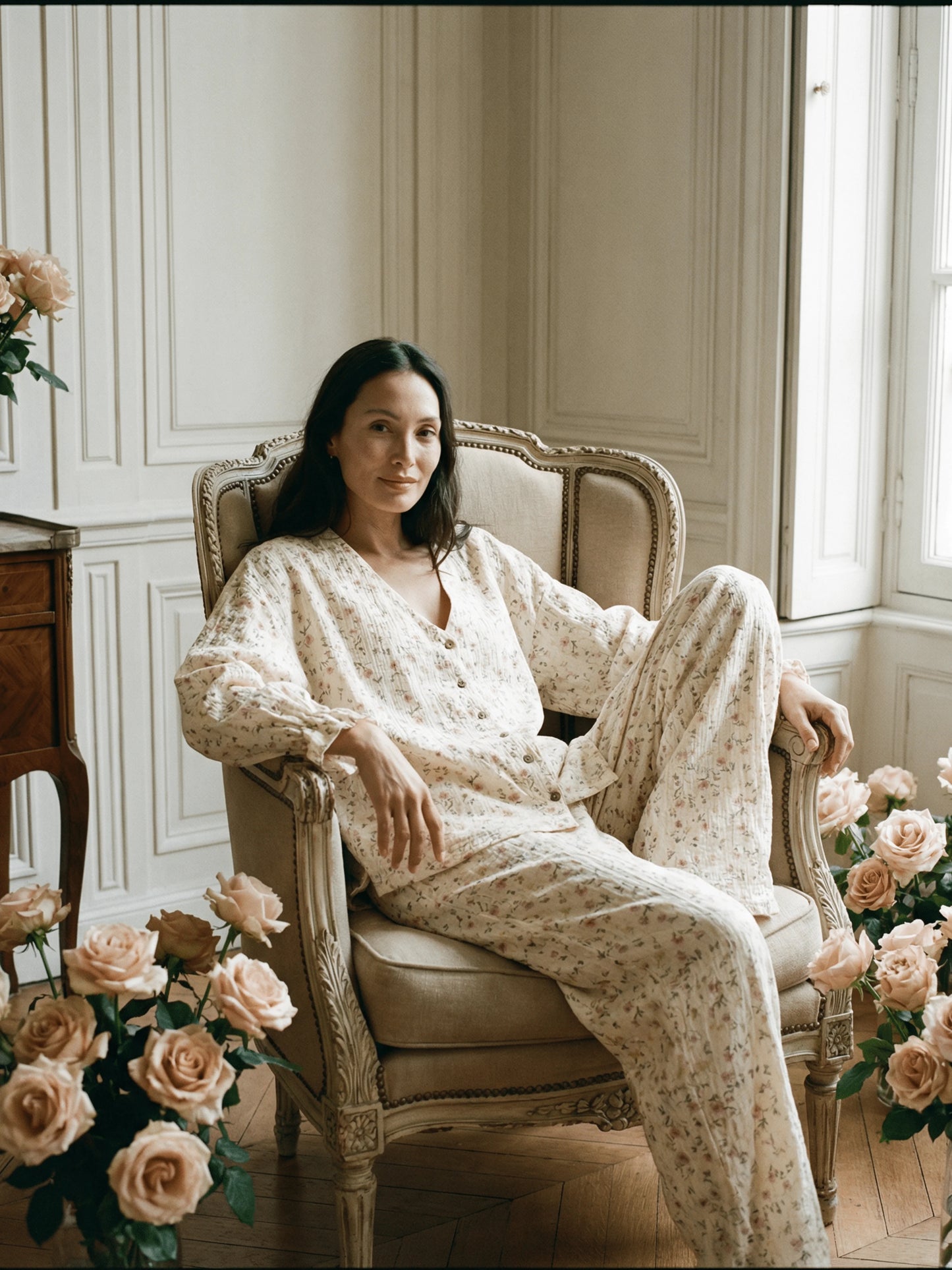 Ensemble Pyjama long femme en coton gaufré fleuri – Écru